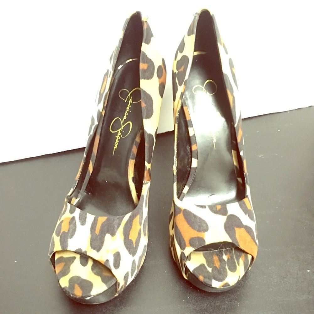 Jessica Simpson heels Sz 7